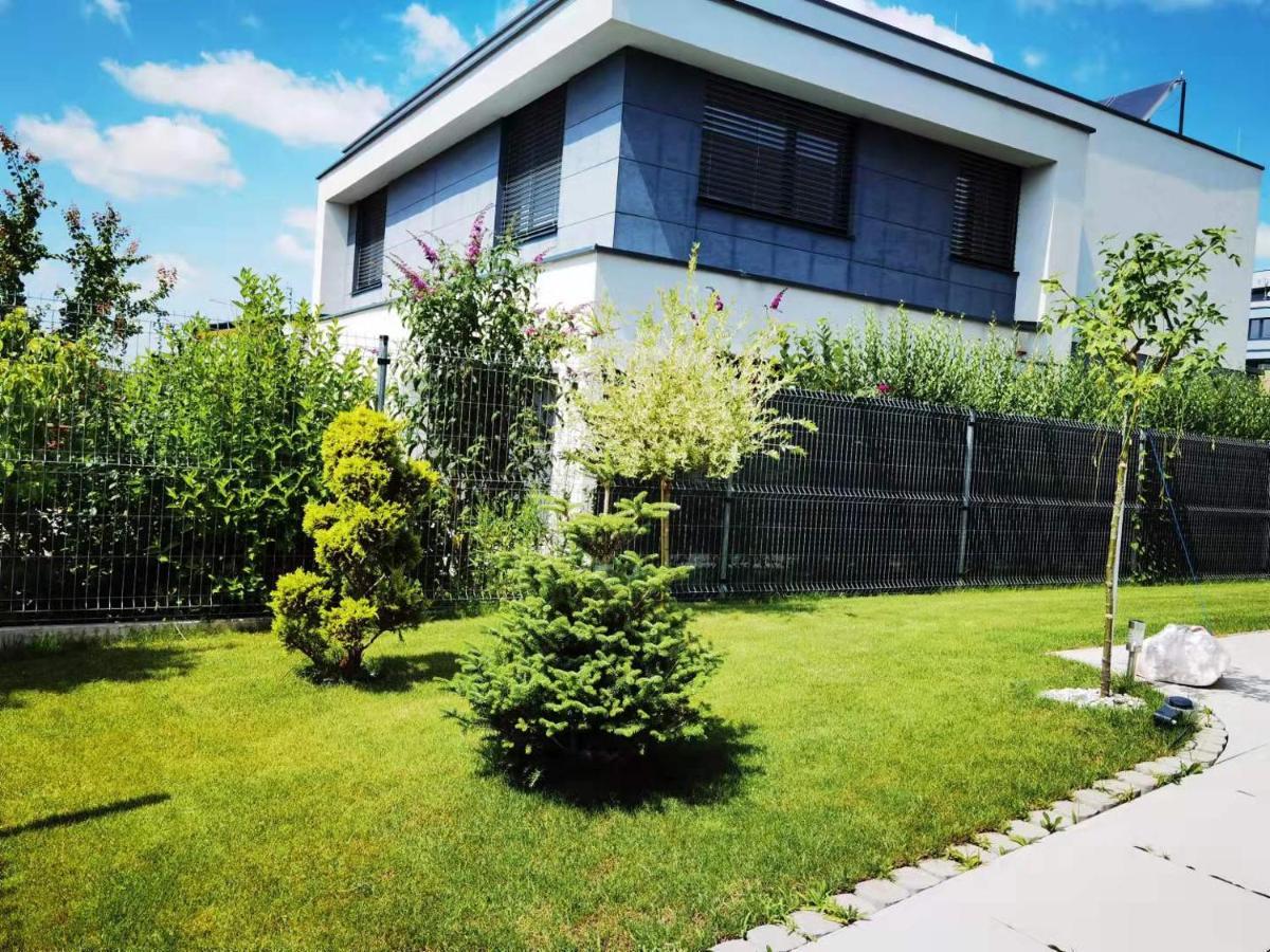 Yipin Villa 布拉格 外观 照片