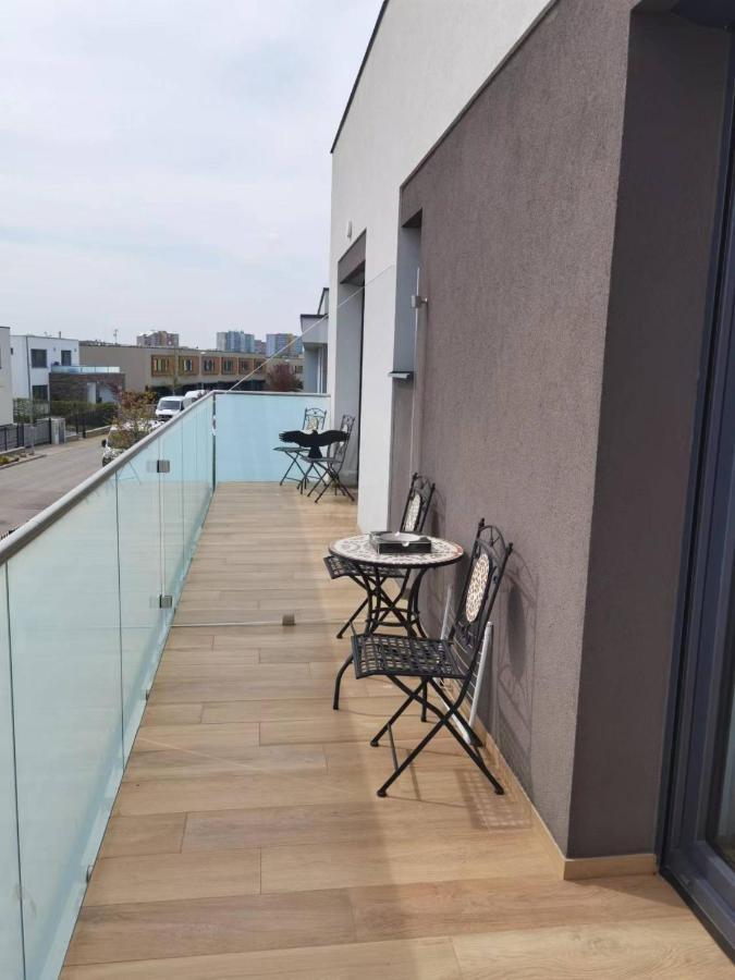 Yipin Villa 布拉格 外观 照片